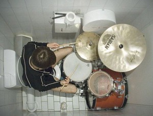 Bubeník na WC