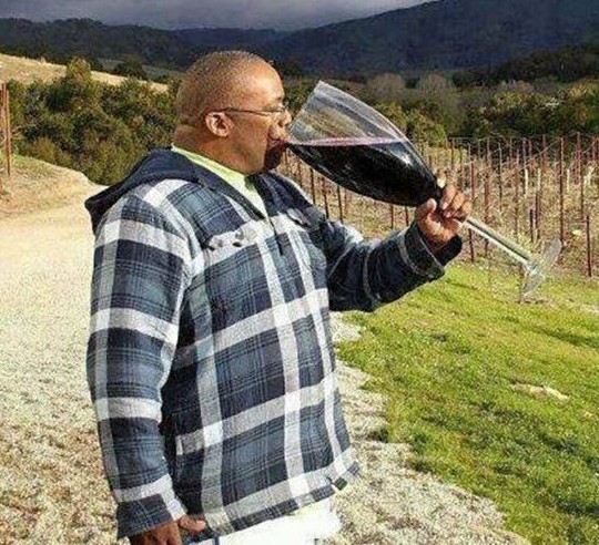 Jednu sklenku vína denně