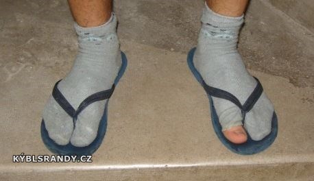 Ponožky v žabkách