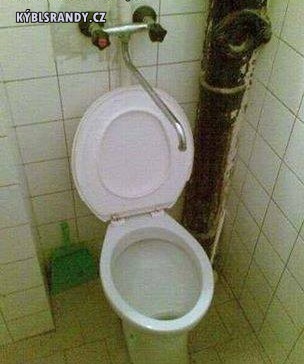 Zajímavé splachování WC